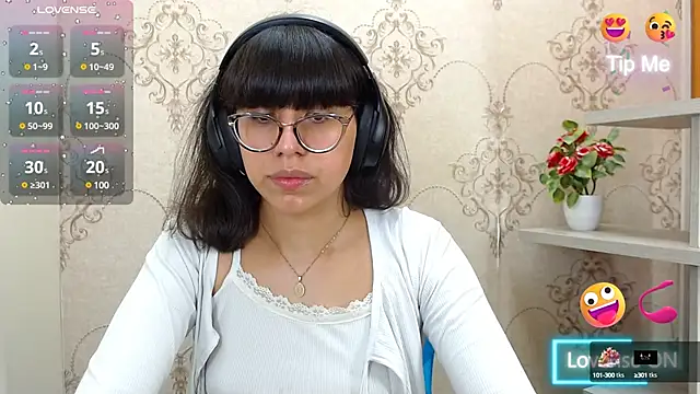 Snapshot of Nataly_Cloud chatting on January 17, 12:52 pm Nataly Cloud online show from January 17, 12:52 pm