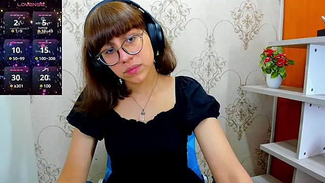 Snapshot of Nataly_Cloud chatting on February 25, 12:49 pm Nataly Cloud online show from February 25, 12:49 pm