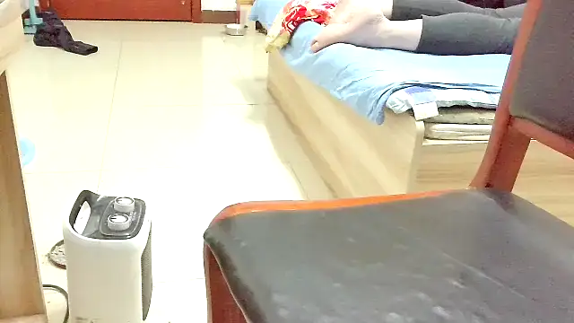 huzi518 online show from November 2, 11:59 am