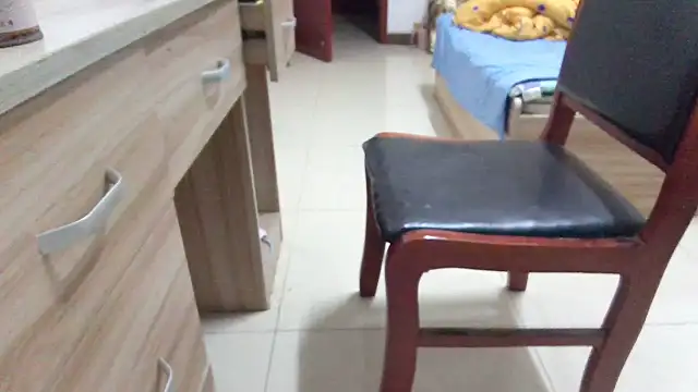 huzi518 online show from April 2, 1:18 pm