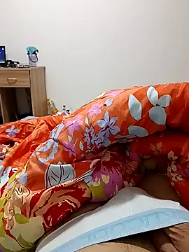 Snapshot of huzi518 chatting on July 8, 2:07 pm huzi518 online show from July 8, 2:07 pm