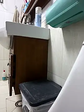 huzi518 online show from March 5, 12:46 pm