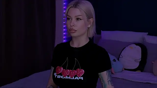 Sasha Mason online show from April 20, 9:01 am