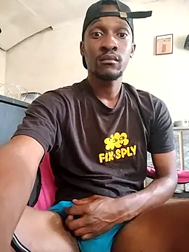 Snapshot of hotyoung24 chatting on December 16, 7:56 am hotyoung24 online show from December 16, 7:56 am