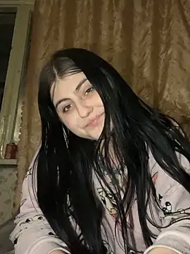 Snapshot of NanaDaizy chatting on November 15, 8:35 pm NanaDaizy online show from November 15, 8:35 pm