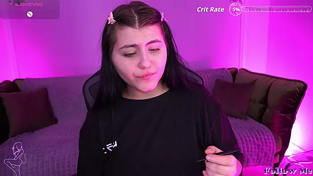 Snapshot of NanaDaizy chatting on December 1, 2:40 pm NanaDaizy online show from December 1, 2:40 pm