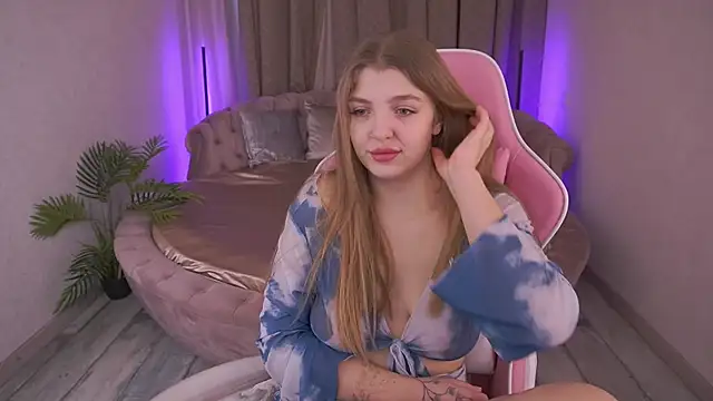 Snapshot of AnikaJane chatting on March 9, 7:01 am AnikaJane online show from March 9, 7:01 am