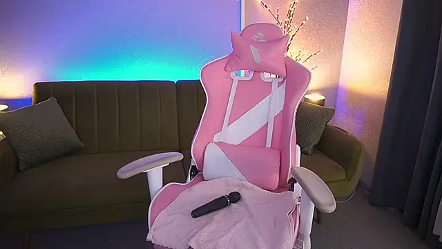 Snapshot of AnikaJane chatting on September 19, 8:07 am AnikaJane online show from September 19, 8:07 am