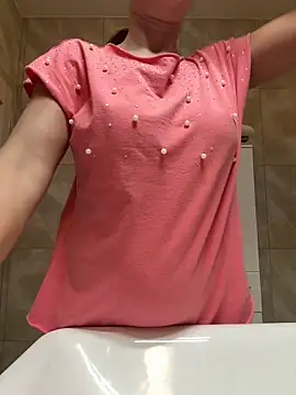 jennifer11772 online show from March 14, 8:48 pm