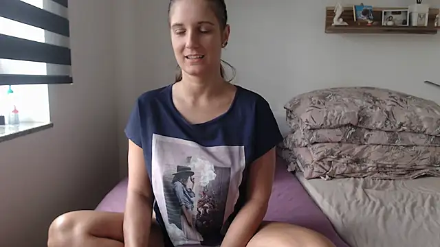 jennifer11772 online show from July 15, 11:06 am