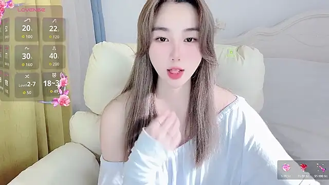 Caitlyn   online show from April 8, 1:45 pm