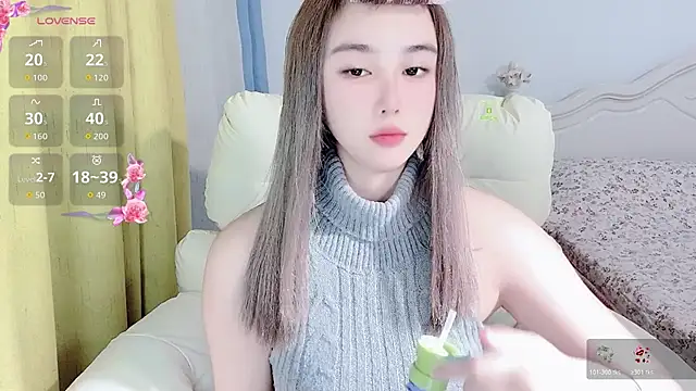 Caitlyn   online show from February 19, 2:25 pm