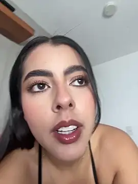 DakotaShelby online show from April 30, 10:25 pm