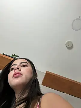 DakotaShelby online show from April 25, 11:57 pm