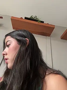 DakotaShelby online show from March 18, 9:26 pm