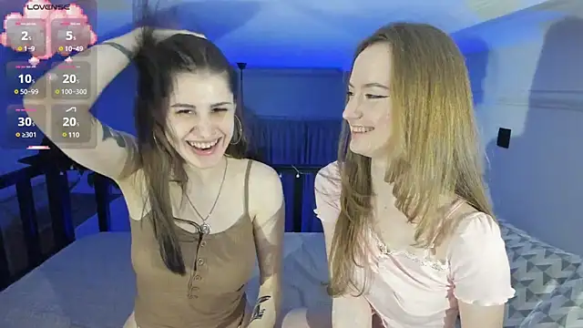 charmerss online show from December 21, 6:44 pm