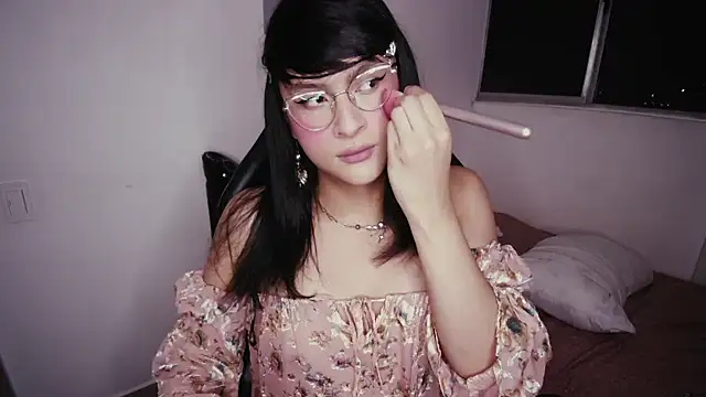 Kiitygirl online show from January 10, 6:09 am