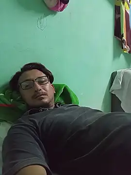 Andresguz35 online show from November 15, 4:05 am