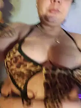 zandra milf  online show from May 25, 11:09 am