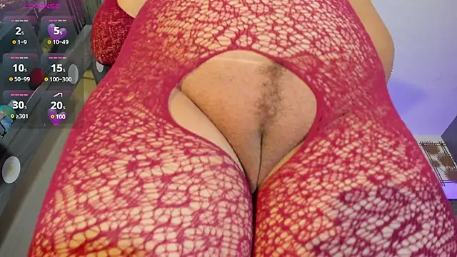 zandra milf  online show from March 10, 11:58 am