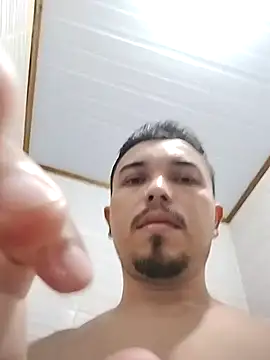 Snapshot of Andrade35 chatting on April 2, 1:07 pm Andrade35 online show from April 2, 1:07 pm