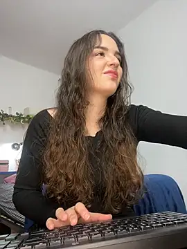 Snapshot of tatianaAlvarez1 chatting on October 22, 12:37 pm tatianaAlvarez1 online show from October 22, 12:37 pm