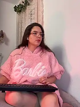 Snapshot of tatianaAlvarez1 chatting on November 28, 10:26 am tatianaAlvarez1 online show from November 28, 10:26 am