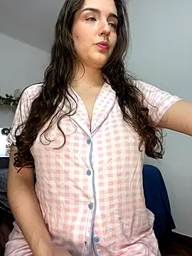 tatianaAlvarez1 online show from October 21, 10:14 am