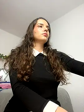 tatianaAlvarez1 online show from September 26, 9:10 pm