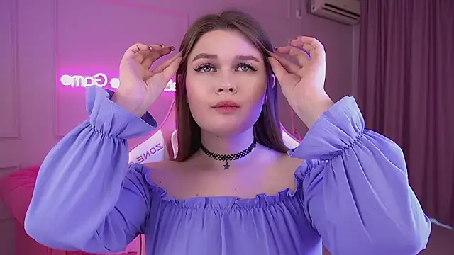 CrystalLyons online show from March 15, 12:34 pm