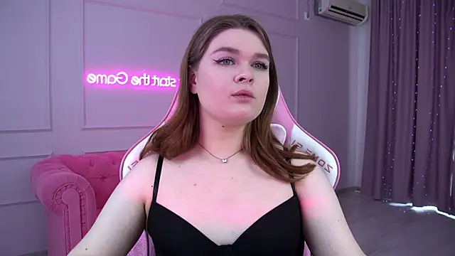 CrystalLyons online show from March 9, 9:13 am