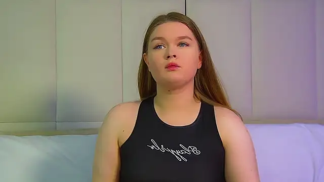 CrystalLyons online show from October 3, 12:06 pm