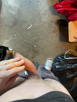 Snapshot of mj23641 chatting on December 17, 4:01 pm mj23641 online show from December 17, 4:01 pm