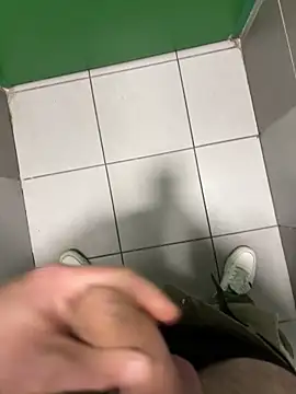 Snapshot of mj23641 chatting on March 3, 4:47 pm mj23641 online show from March 3, 4:47 pm