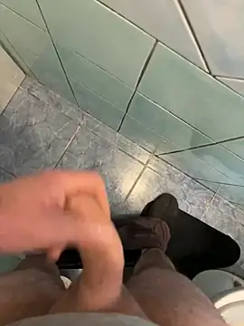 Snapshot of mj23641 chatting on February 15, 11:09 am mj23641 online show from February 15, 11:09 am