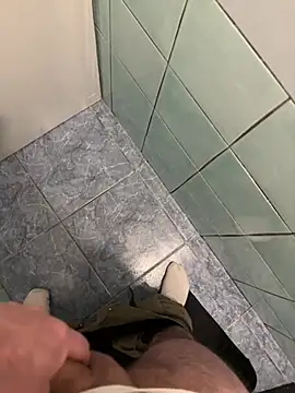 Snapshot of mj23641 chatting on February 20, 8:11 pm mj23641 online show from February 20, 8:11 pm