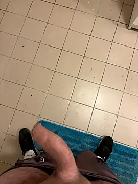 Snapshot of mj23641 chatting on January 10, 3:40 pm mj23641 online show from January 10, 3:40 pm