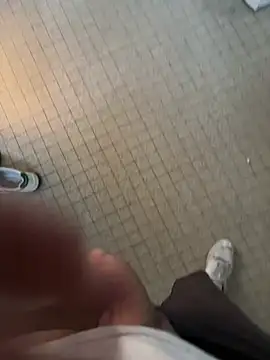 Snapshot of mj23641 chatting on February 10, 3:33 pm mj23641 online show from February 10, 3:33 pm