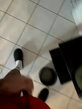 Snapshot of mj23641 chatting on November 13, 7:23 am mj23641 online show from November 13, 7:23 am