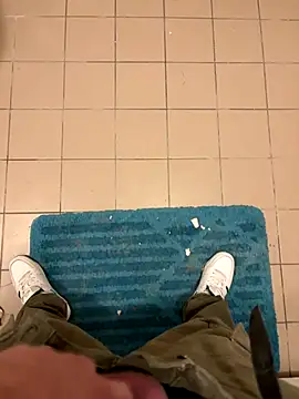 Snapshot of mj23641 chatting on January 7, 4:12 pm mj23641 online show from January 7, 4:12 pm