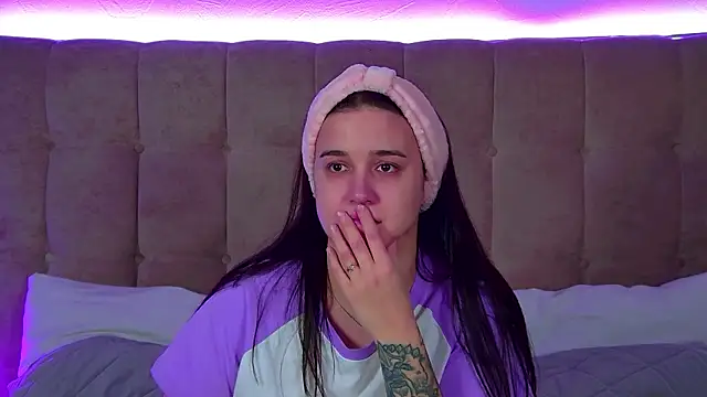 ChristinaMilton online show from November 11, 6:14 pm