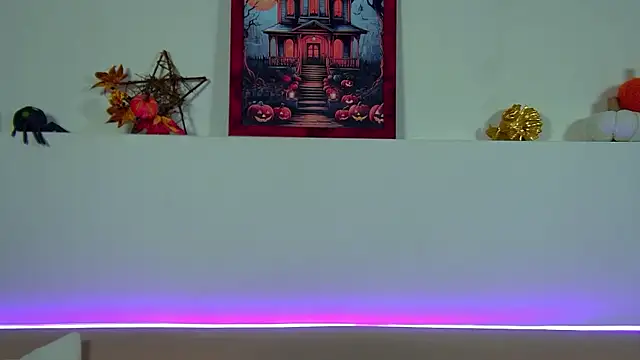 ChristinaMilton online show from October 27, 6:31 pm