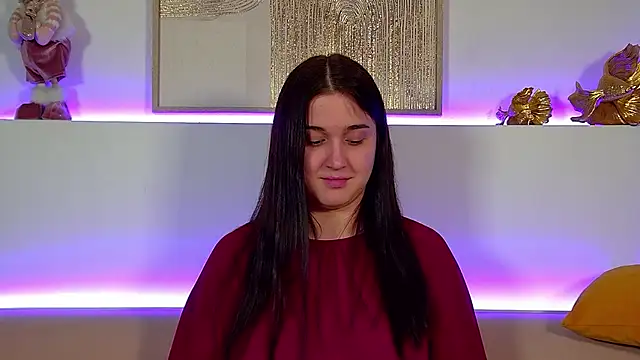 ChristinaMilton online show from December 13, 8:04 pm