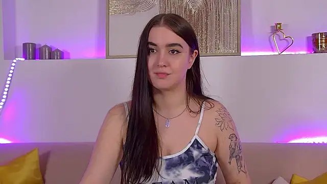 ChristinaMilton online show from March 13, 4:01 pm