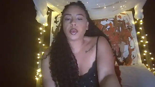 bigbootyjayda online show from March 29, 12:01 am