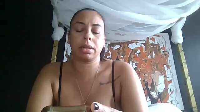 Snapshot of bigbootyjayda chatting on June 15, 4:28 pm bigbootyjayda online show from June 15, 4:28 pm