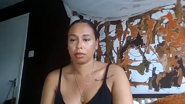 Snapshot of bigbootyjayda chatting on June 19, 1:50 pm bigbootyjayda online show from June 19, 1:50 pm