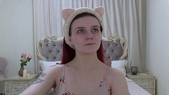 Snapshot of KellyStone chatting on November 11, 5:08 pm KellyStone online show from November 11, 5:08 pm