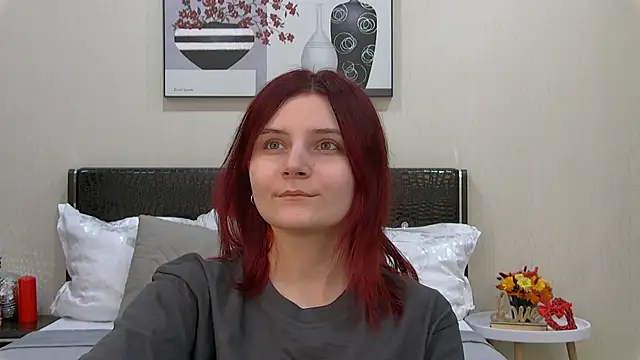 Snapshot of KellyStone chatting on November 9, 5:22 am KellyStone online show from November 9, 5:22 am