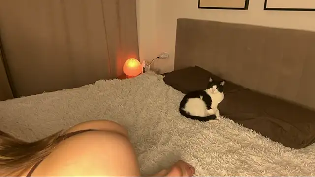 aryamirelle online show from November 9, 5:39 pm